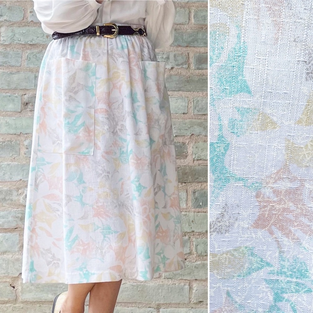 Vintage Midi Skirt Floral White Pastel A-line 80s Patch Pockets